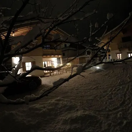 Prázdninový dům Ferienwohnung F9, Familie Henner Garmisch-Partenkirchen